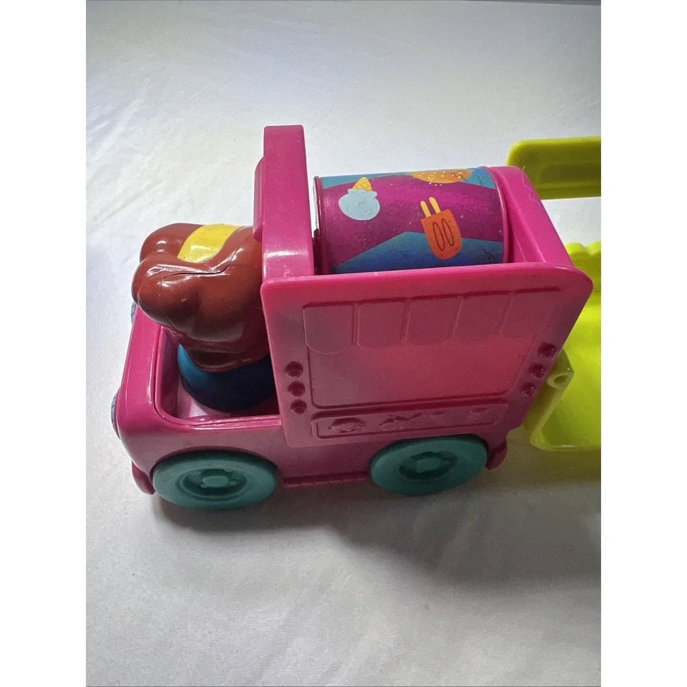 Playskool Food Van Truck Lid opens to reveal a Spinning Wheel 2015 Hasbro C-048B